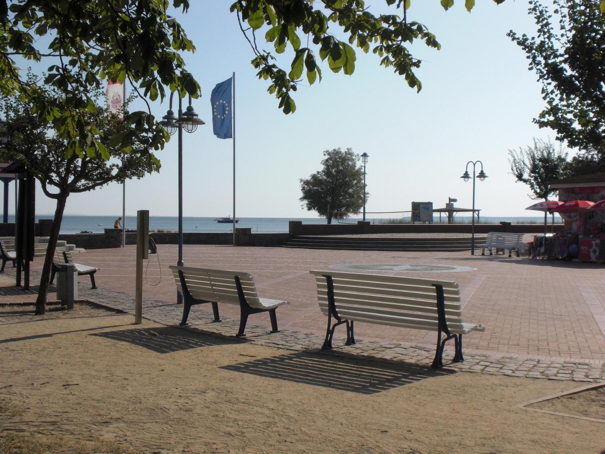 Kleine Sonnenblume Lejlighed Ueckermünde Eksteriør billede